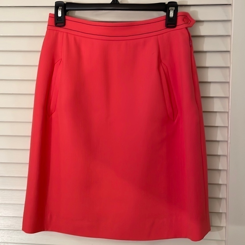 Christian LaCroix Paris Pink with Black Stitch Waistband 💯Laine Wool Skirt
